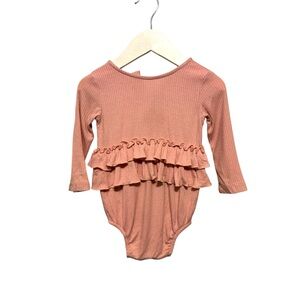 ⭐️ 5/$30 Kate Quinn Kids Ribbed One Piece size 6-12 Months